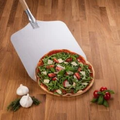 Blumtal Professionele Pizzaschep - 30,5 X 30,5 Cm - Houten Grip 85 Cm -BBQ Verkoop 1200x1200 195