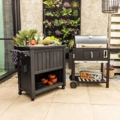BluMill BBQ Tafel - Inclusief Koelvak 80 Liter - Op Wieltjes - Met Flessenopener - 102 X 46 X 86,5 Cm 23 BluMill BBQ Tafel - Inclusief Koelvak 80 Liter - Op Wieltjes - Met Flessenopener - 102 X 46 X 86,5 Cm -BBQ Verkoop 1200x1200 488