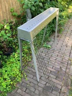 Spiedini Saté-bbq Bali 80 - Saté Houtskoolbarbecue Met Horizontaal Rooster - 80 Cm Lang, 11 Cm Breed - Materiaal: Gealuminiseerd Ijzer 35 Spiedini Saté-bbq Bali 80 - Saté Houtskoolbarbecue Met Horizontaal Rooster - 80 Cm Lang, 11 Cm Breed - Materiaal: Gealuminiseerd Ijzer -BBQ Verkoop 899x1200 14