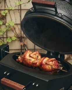 The Bastard Pizza - Rotisserie Large 14 The Bastard Pizza - Rotisserie Large -BBQ Verkoop 959x1200